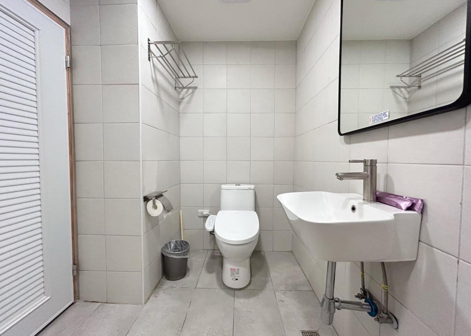 טאינאן Yan Bin Hotel מראה חיצוני תמונה