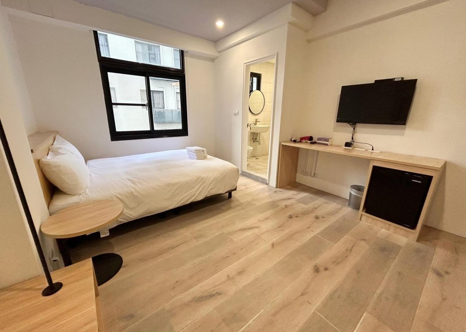 טאינאן Yan Bin Hotel מראה חיצוני תמונה